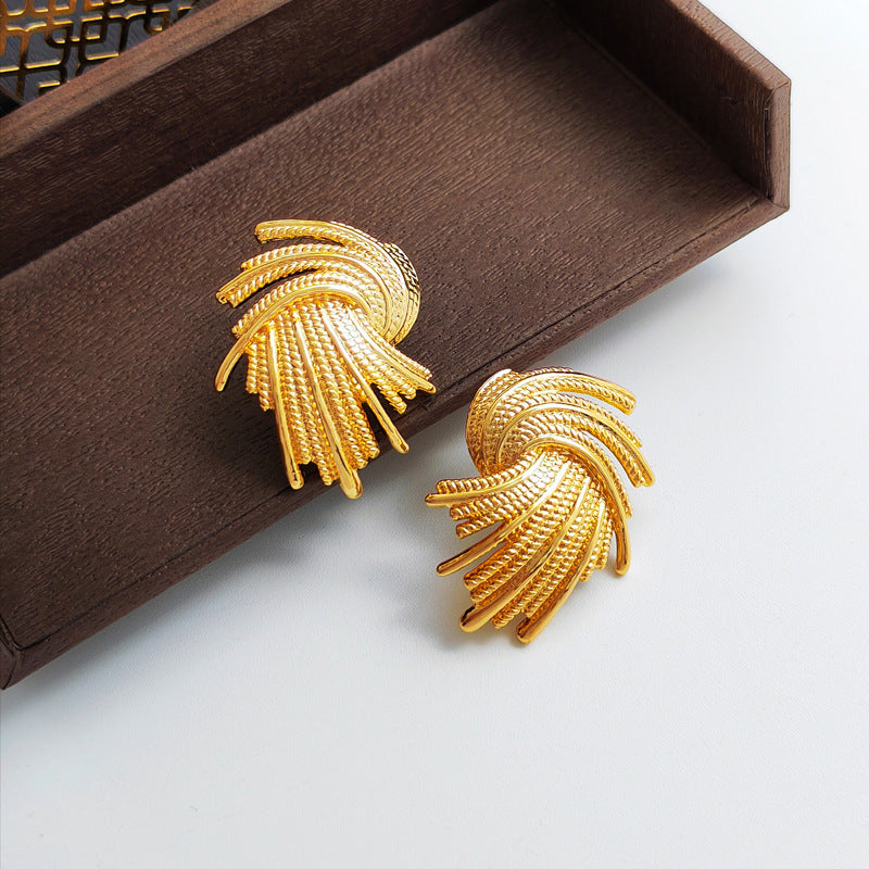 24K Gold Plated Swirl Earring
