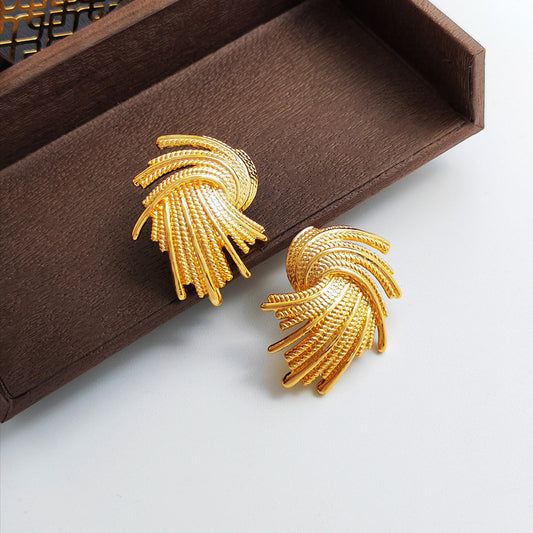 24K Gold Plated Swirl Earring