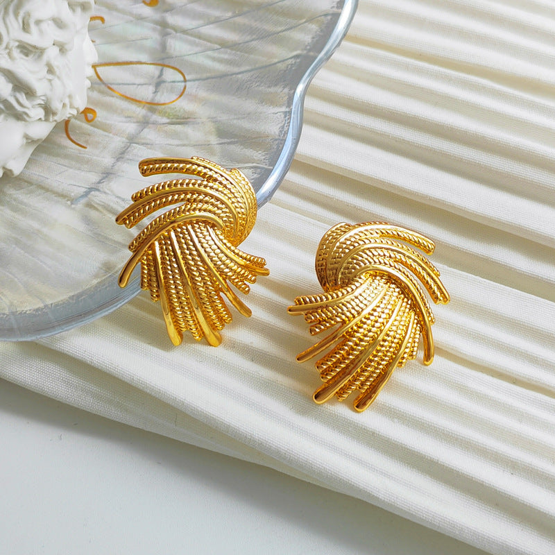24K Gold Plated Swirl Earring