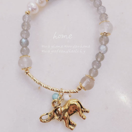 Handmade Crystal Bracelet Golden Dumbo
