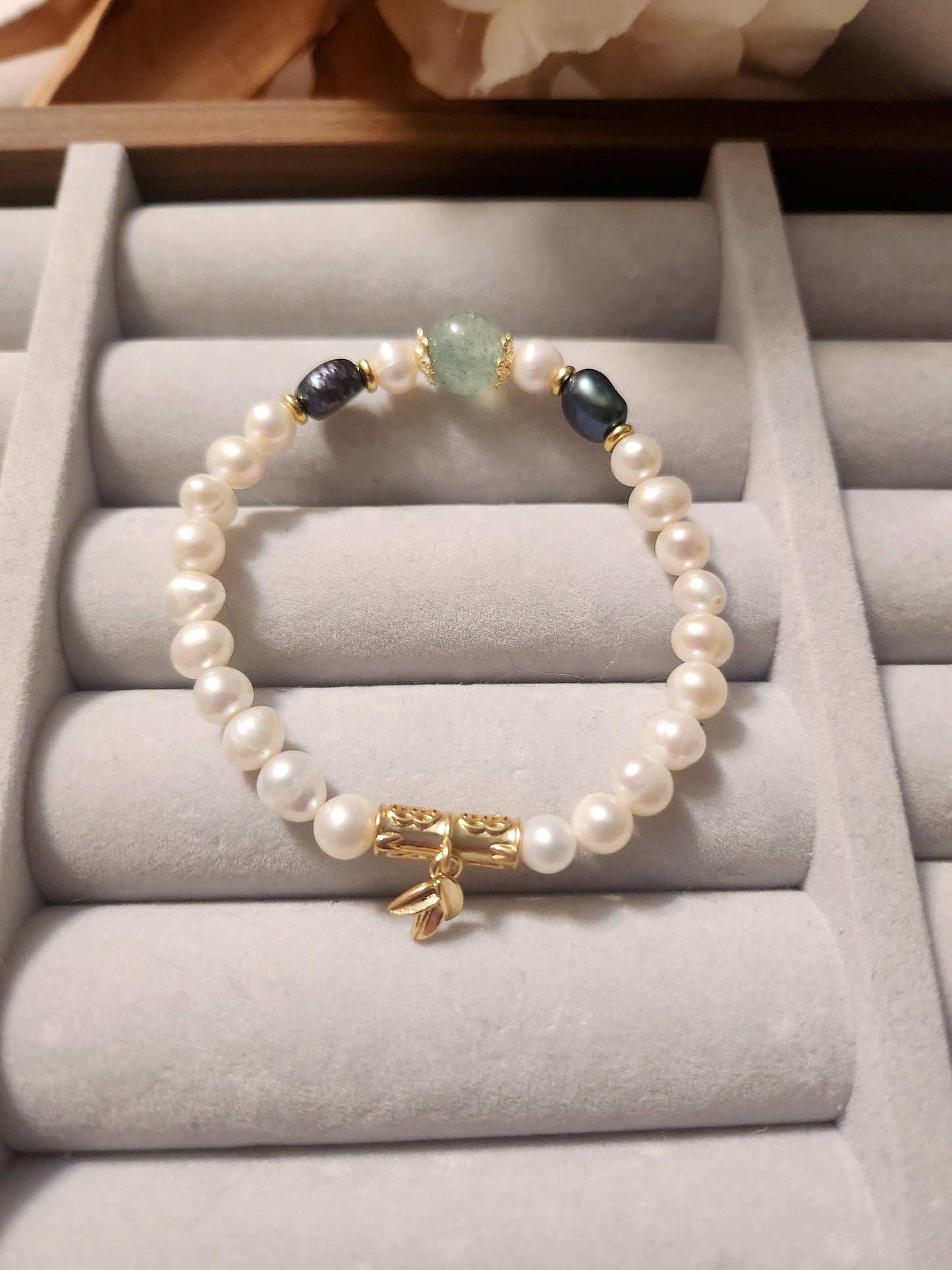 Handmade Crystal Bracelet - Pearl Collection