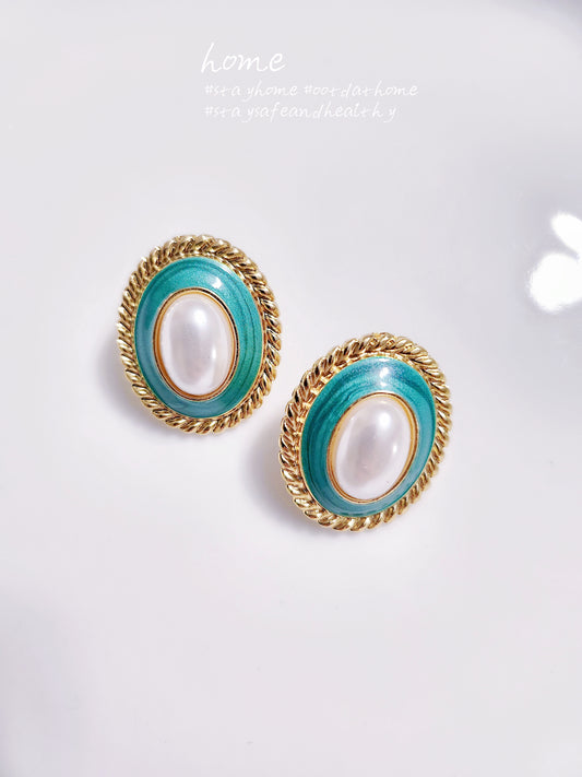 925 Sterling Silver Mrs Green Earring