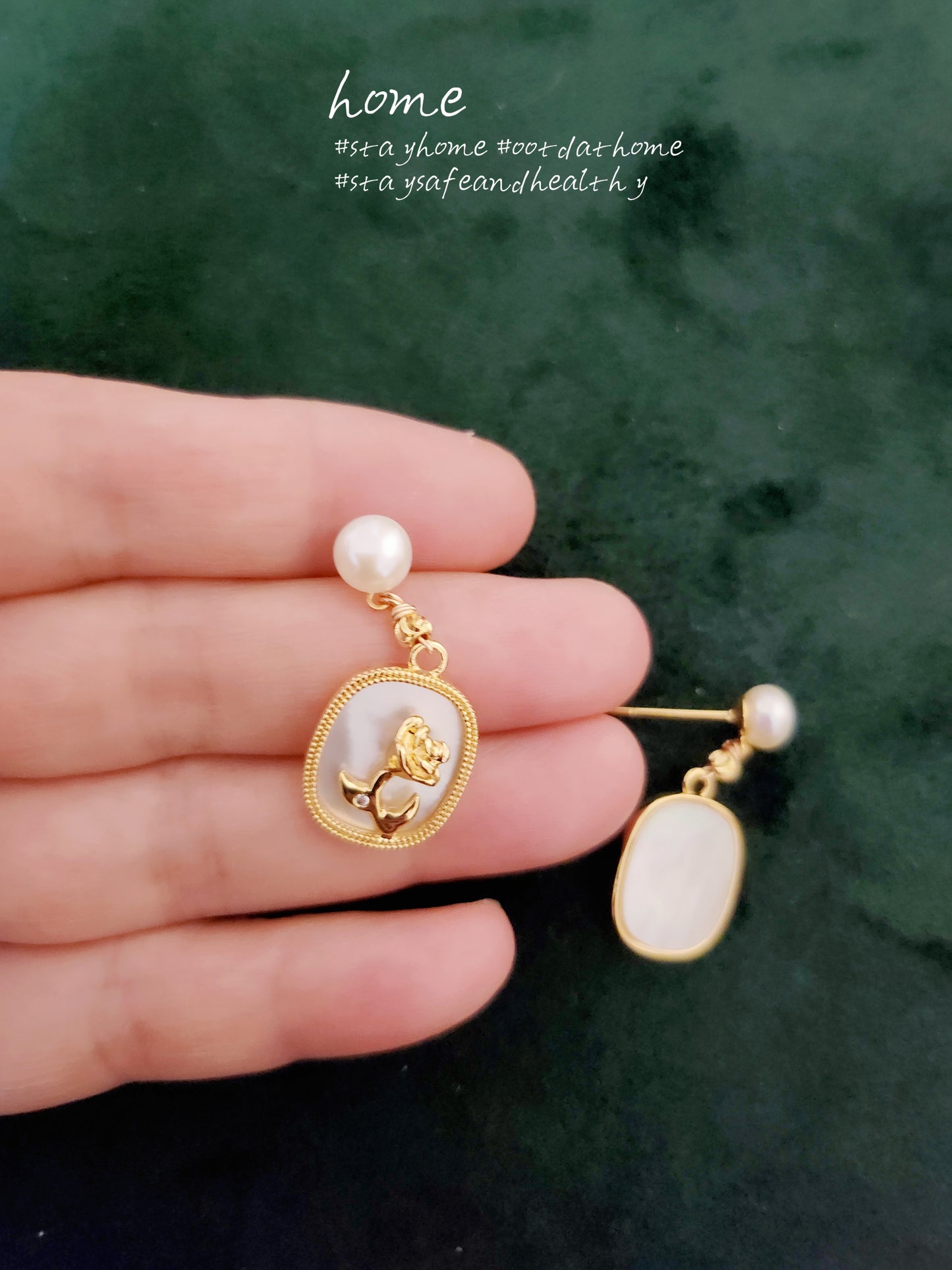 Natural Freshwater Pearls Shells Golden Rose Earring