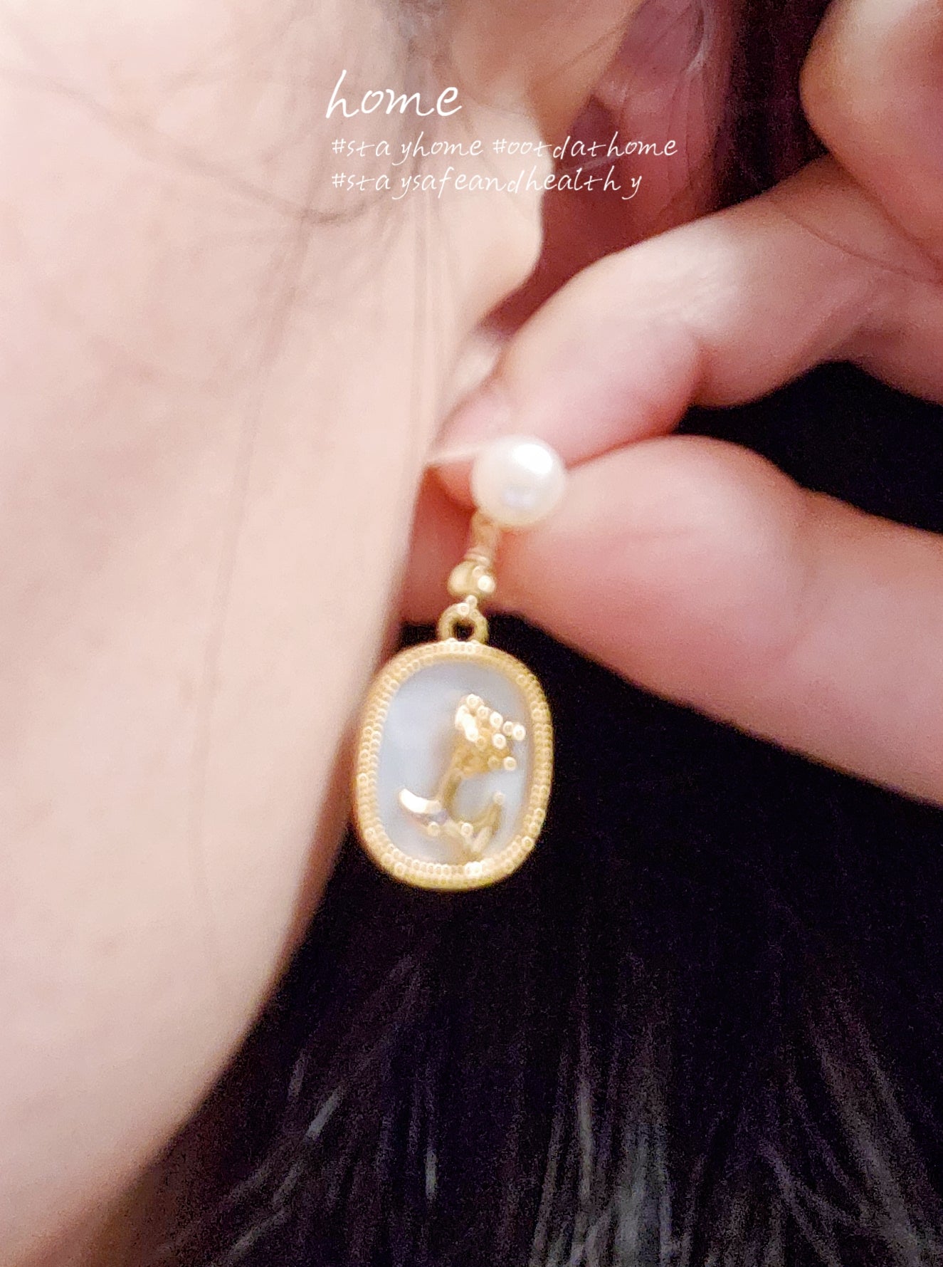 Natural Freshwater Pearls Shells Golden Rose Earring